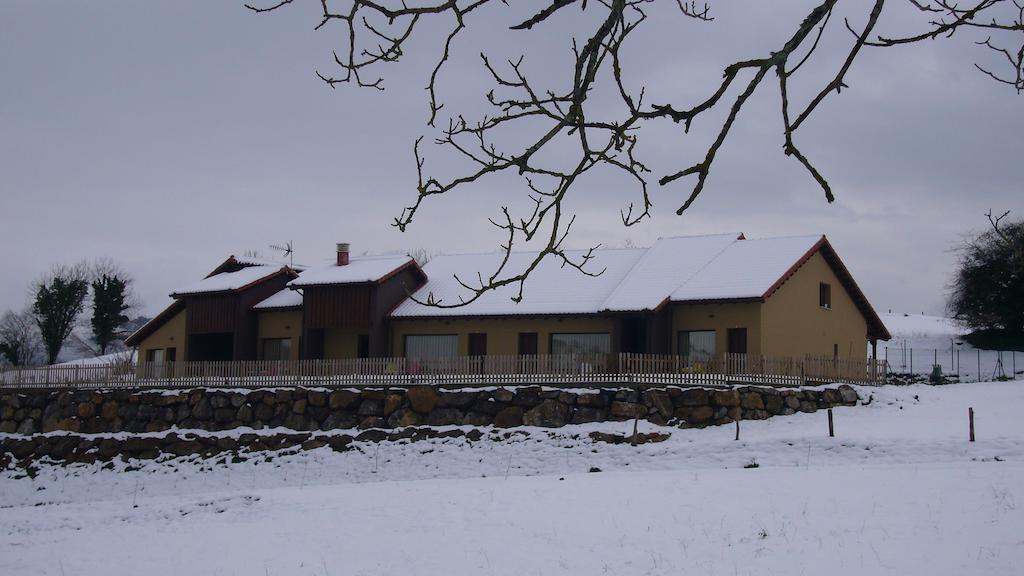 Apartamentos La Senda San Juan de Parres Eksteriør billede